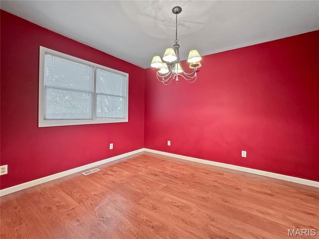 1902 Applegate Lane, Edwardsville, IL 62025
