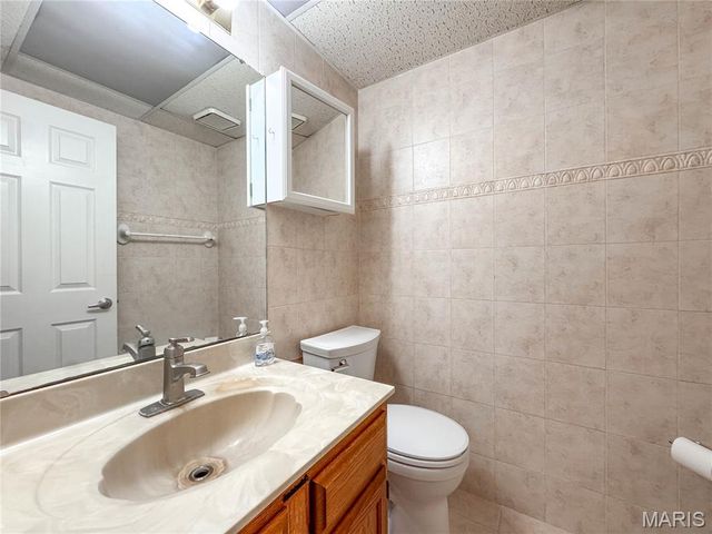1902 Applegate Lane, Edwardsville, IL 62025