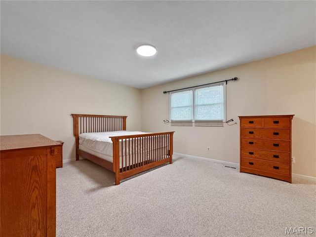 1902 Applegate Lane, Edwardsville, IL 62025