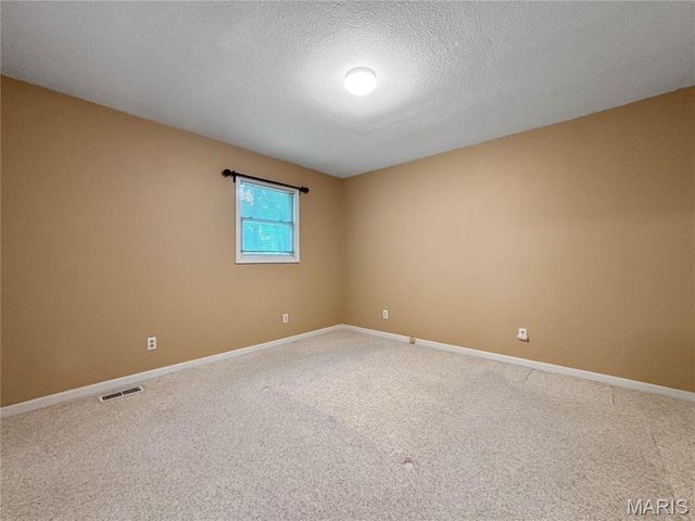 1902 Applegate Lane, Edwardsville, IL 62025