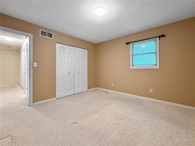 1902 Applegate Lane, Edwardsville, IL 62025