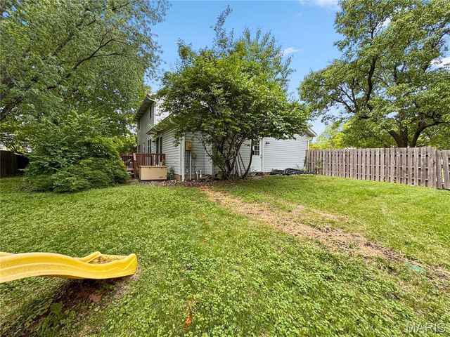 1902 Applegate Lane, Edwardsville, IL 62025