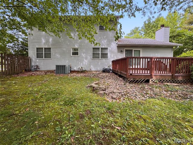 1902 Applegate Lane, Edwardsville, IL 62025