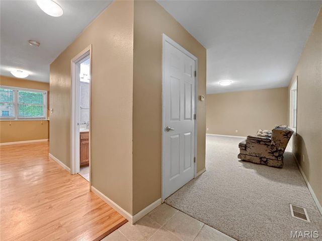 1902 Applegate Lane, Edwardsville, IL 62025