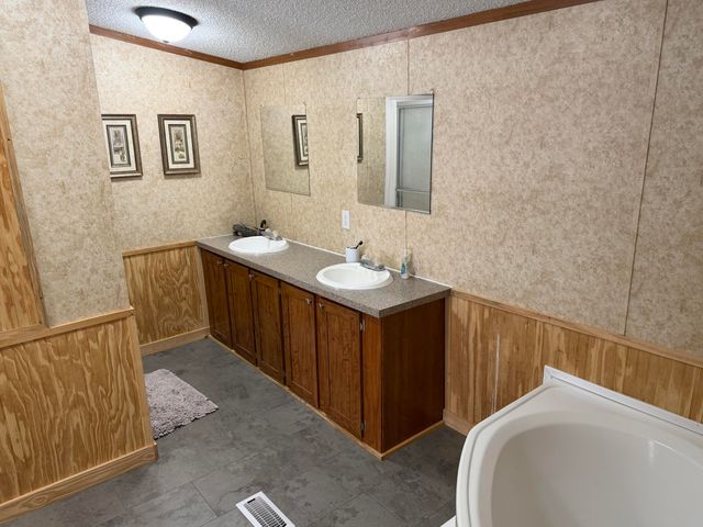 181 County Road 966, Calhoun, TN 37309