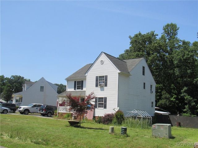 3701 Westbriar Ln, Petersburg, VA 23803