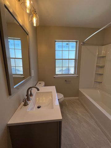 111 Sunset Avenue 111, 113, 115, Meriden, CT 06450