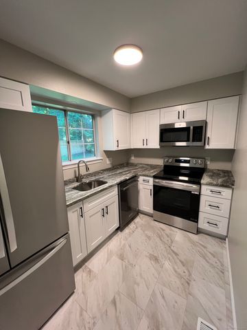 111 Sunset Avenue 111, 113, 115, Meriden, CT 06450