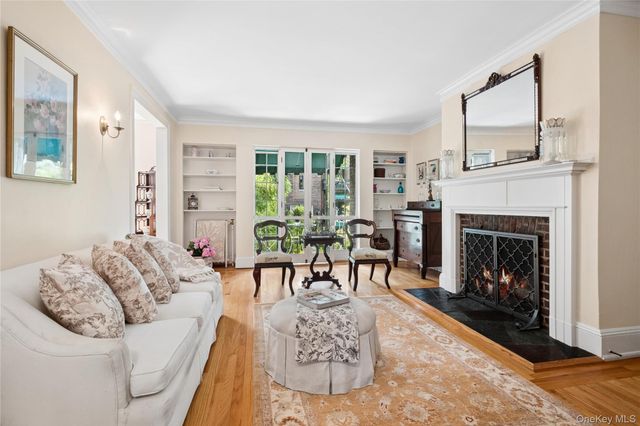 20 N Broadway J245, White Plains, NY 10601