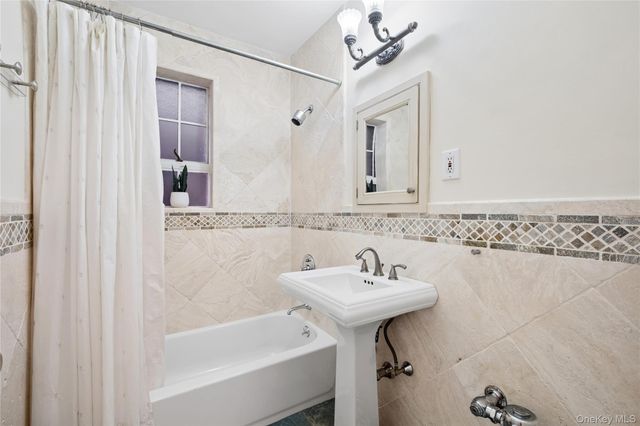 20 N Broadway J245, White Plains, NY 10601