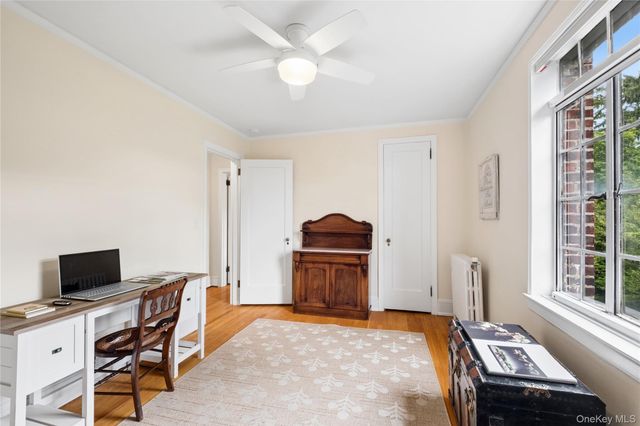 20 N Broadway J245, White Plains, NY 10601