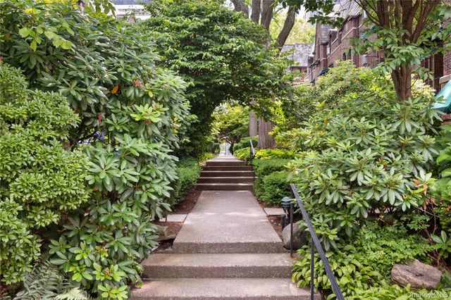 20 N Broadway J245, White Plains, NY 10601