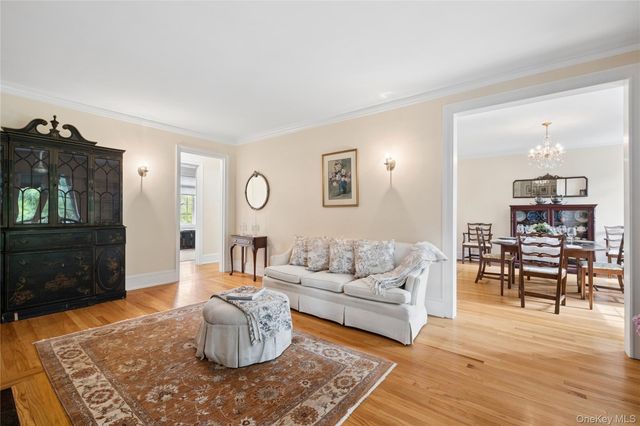 20 N Broadway J245, White Plains, NY 10601
