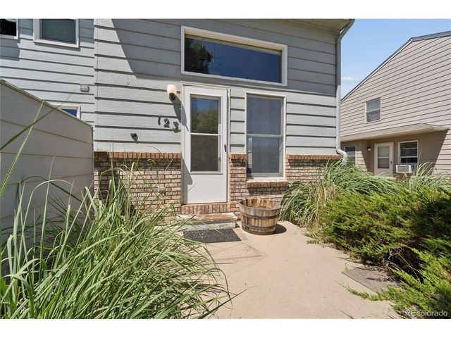 123 E 42nd St, Loveland, CO 80538