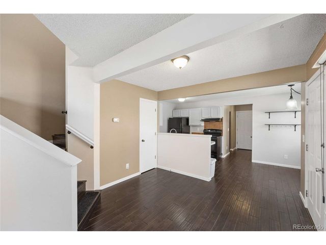 123 E 42nd St, Loveland, CO 80538