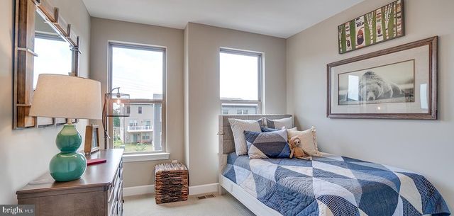 1779 DUNNINGTON PL, Dumfries, VA 22026