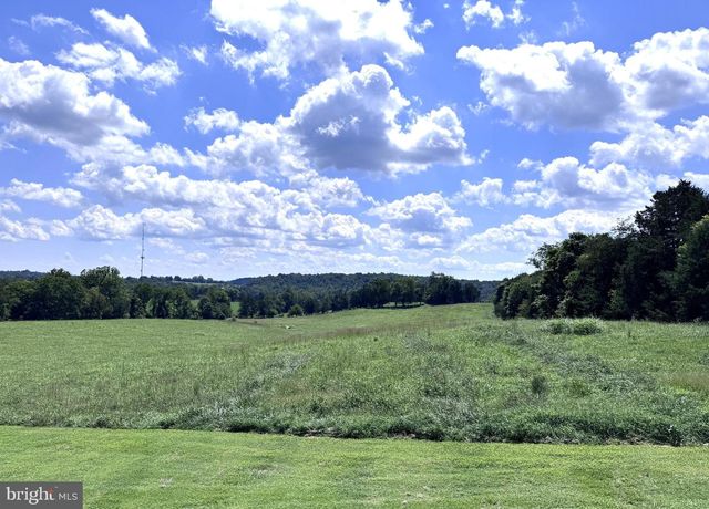 16560 OAK SHADE RD, Rixeyville, VA 22737