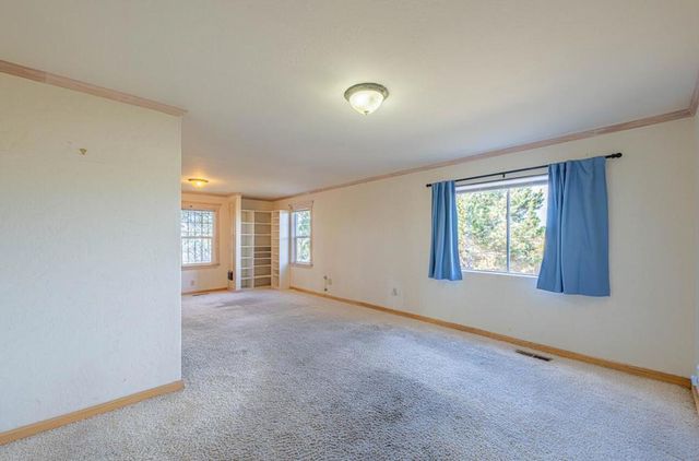 1800 Luxton Street, Seaside, CA 93955