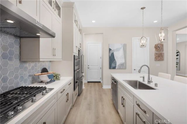 1458 Moore Street, Redlands, CA 92374