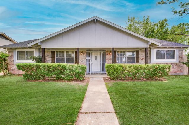 7927 Pella Drive, Houston, TX 77036