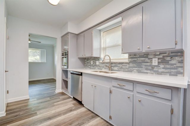 7927 Pella Drive, Houston, TX 77036