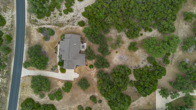 1126 Ensenada Dr, Canyon Lake, TX 78133