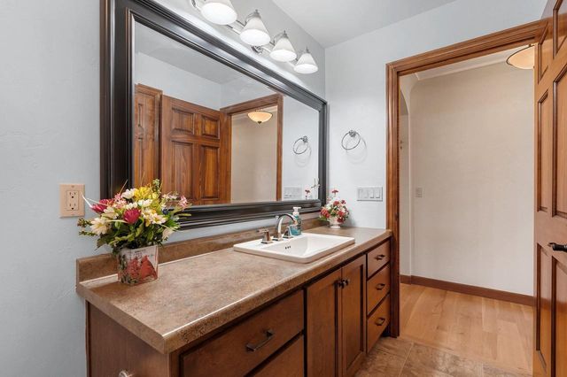 177 E CLEARWATER COURT, Appleton, WI 54913