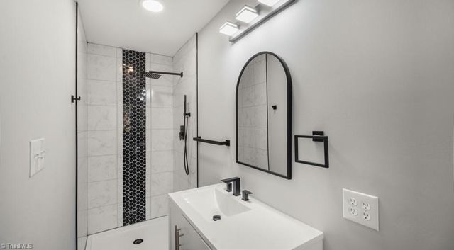 3290 Beckerdite Road, Sophia, NC 27350