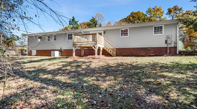 3290 Beckerdite Road, Sophia, NC 27350