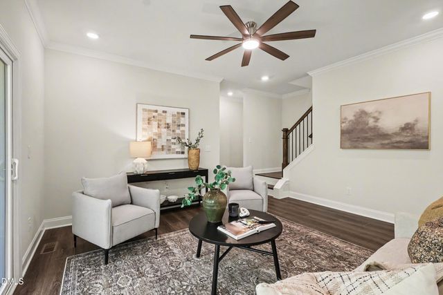 900 SW Maynard Road, Cary, NC 27511