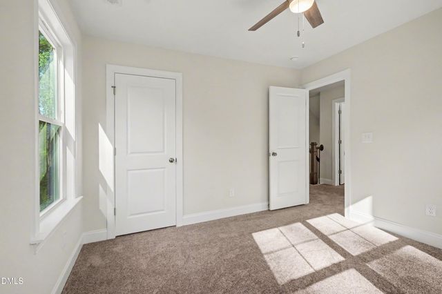 900 SW Maynard Road, Cary, NC 27511