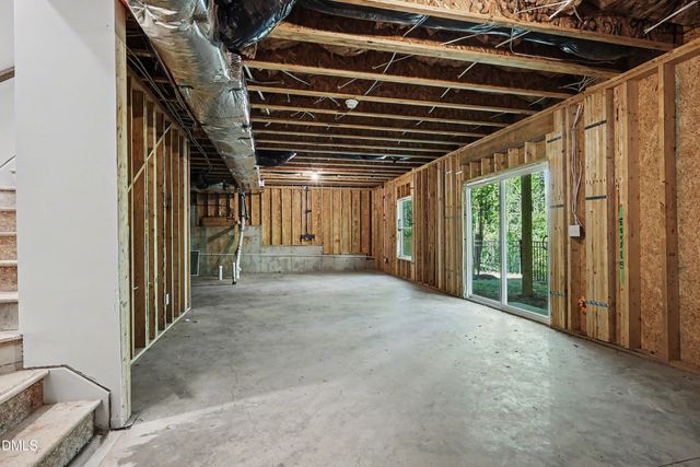 900 SW Maynard Road, Cary, NC 27511