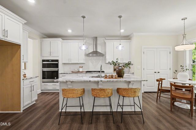 900 SW Maynard Road, Cary, NC 27511