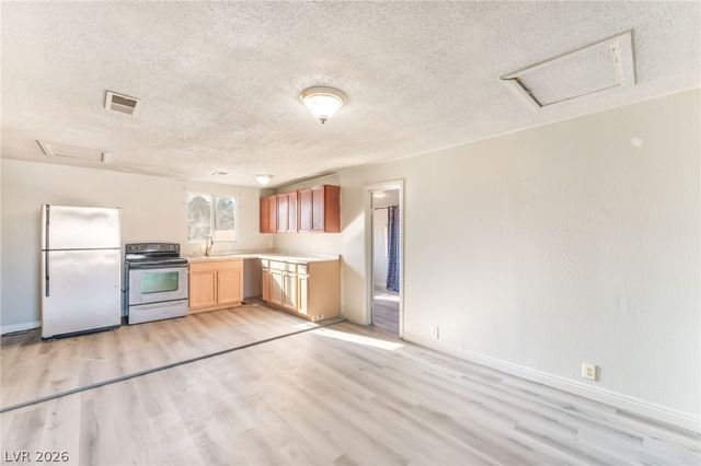 2526 Sunrise Street, Las Vegas, NV 89101