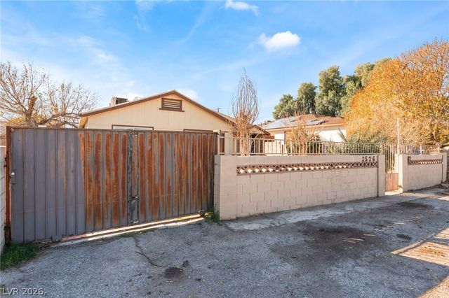 2526 Sunrise Street, Las Vegas, NV 89101