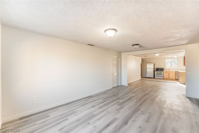 2526 Sunrise Street, Las Vegas, NV 89101