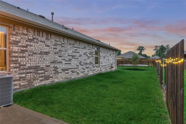 11503 Parrot Fish Court, Conroe, TX 77304