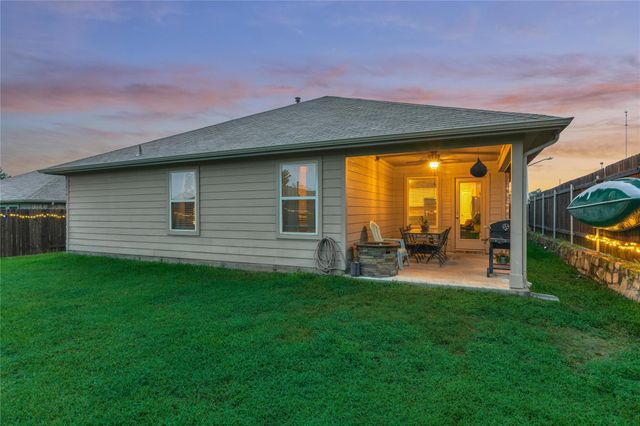 11503 Parrot Fish Court, Conroe, TX 77304