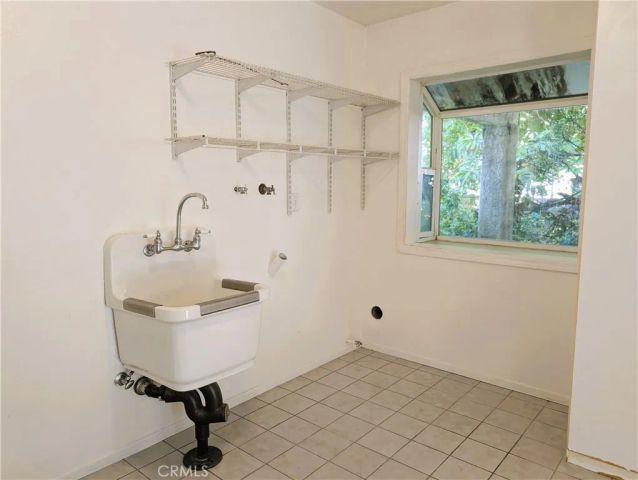 2076 Hanscom Drive, South Pasadena, CA 91030