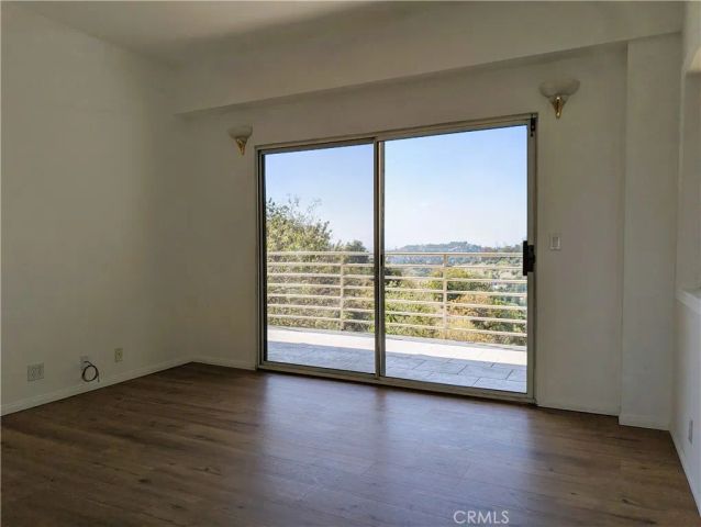 2076 Hanscom Drive, South Pasadena, CA 91030