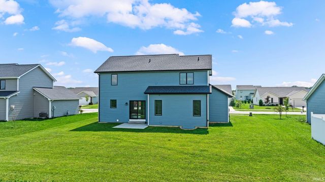 18333 Peregrine Drive, New Paris, IN 46553