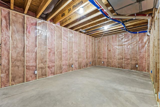 18333 Peregrine Drive, New Paris, IN 46553