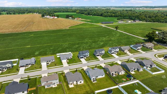 18333 Peregrine Drive, New Paris, IN 46553