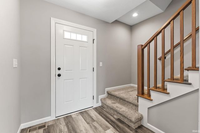 18333 Peregrine Drive, New Paris, IN 46553
