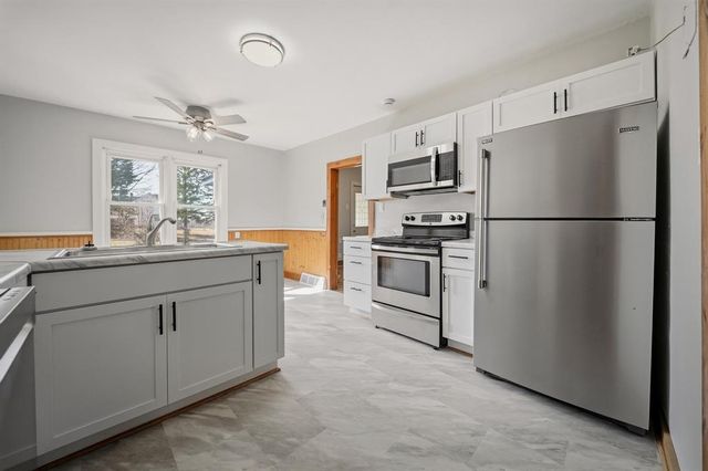 N1884 Hwy Z, Eau Galle, WI 54751