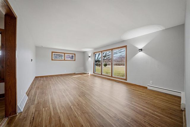 N1884 Hwy Z, Eau Galle, WI 54751