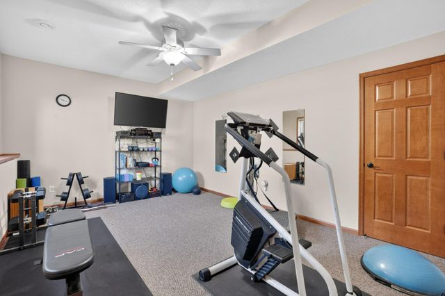 15211 Plumstone Drive, Eden Prairie, MN 55347
