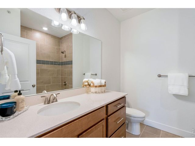 6826 School House Dr 204, Timnath, CO 80547