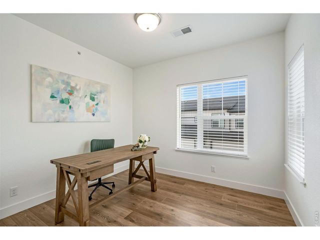 6826 School House Dr 204, Timnath, CO 80547