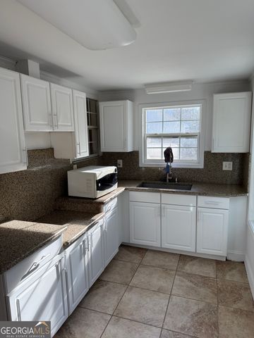 137 Arbor Cove Way, Stockbridge, GA 30281